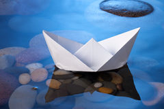 paper boat 20401992